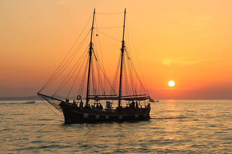 Go ‘Cruisin’ Around The World’ This Weekend on AM1400 & 97.7 FM