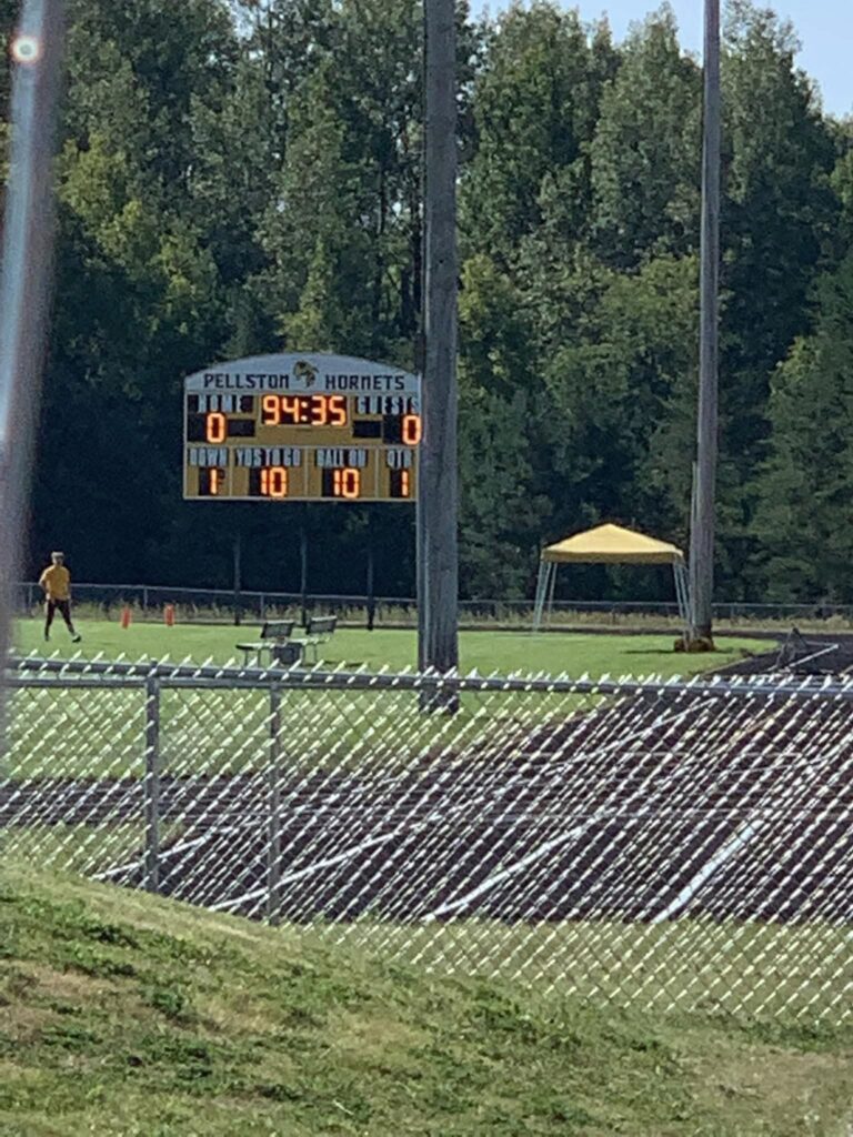 Mustangs gallup over Hornets 52-6